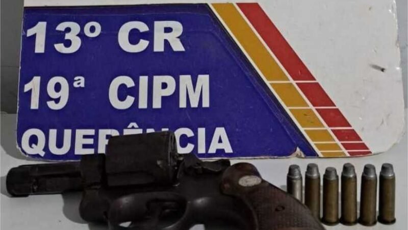 Polícia Militar prende homem com arma de fogo municiada após agredir e ameaçar esposa