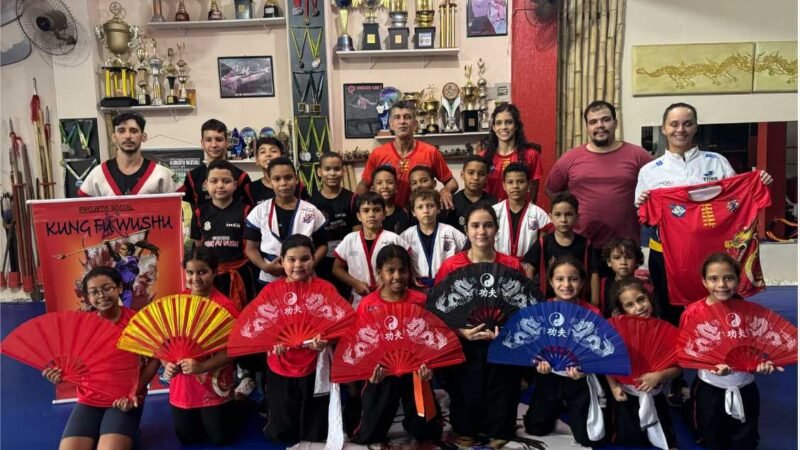 Atletas da Federação de Kung Fu conquistam quimonos exclusivos de luta