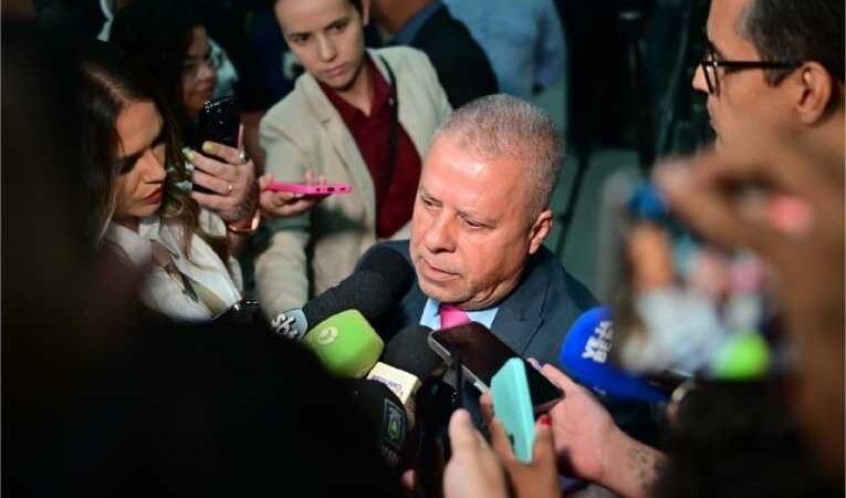 Chico 2000 diz que vai se aposentar se perder cargo e chama possível descongelamento de votos de Nicássio de ‘absurdo’