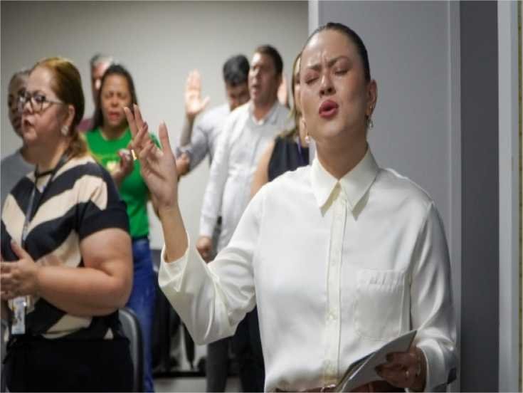 Câmara de Cuiabá encerra programação para as mulheres com palestra espiritual