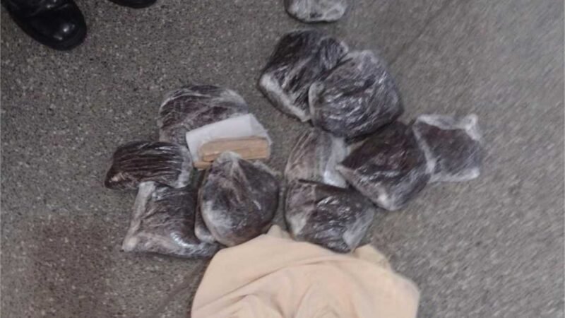 Visitantes são flagradas tentando entrar com entorpecentes e cachaça em unidades prisionais