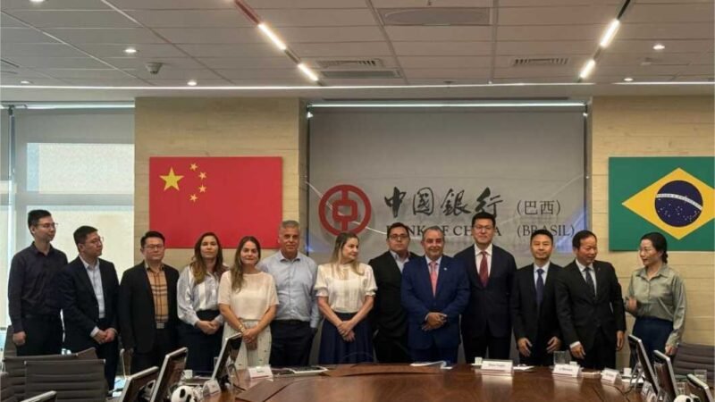 Sedec assina contrato de participação em feira internacional