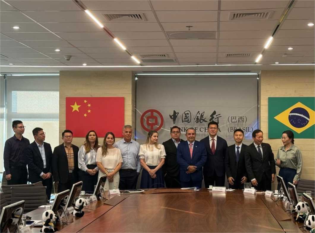 Sedec assina contrato de participação em feira internacional