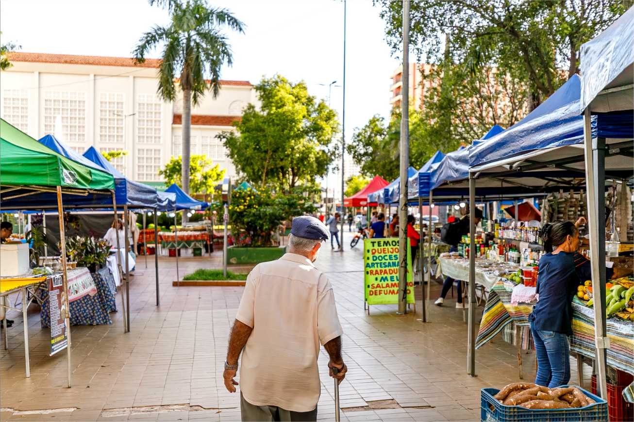 Produtores recebem orientações sobre o SIM na 2ª Feira da Agricultura Familiar