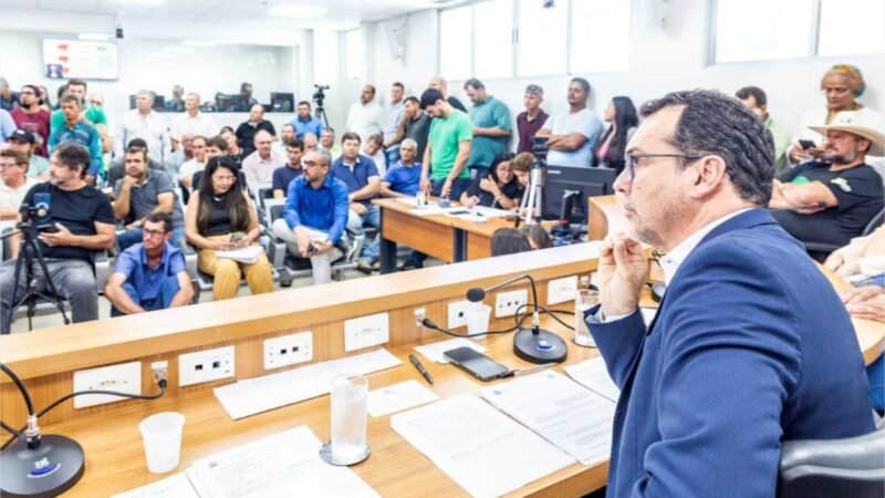 Em audiência conduzida por Lúdio, pesquisadores mostram danos dos agrotóxicos à saúde