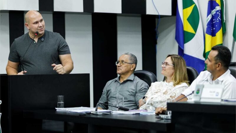 Prefeito reforça compromisso com famílias de Cuiabá ameaçadas de despejo