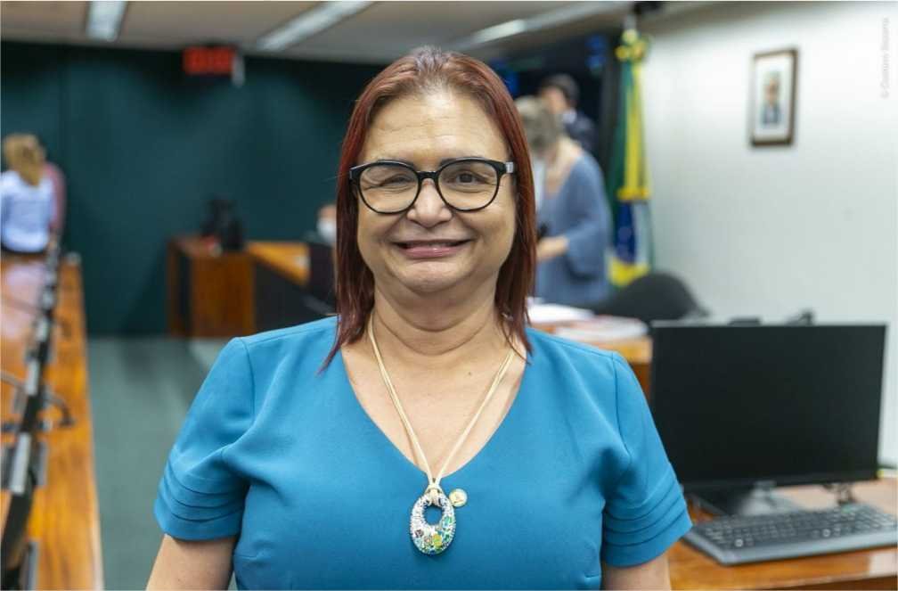 PT já estuda nomes para Câmara Federal e aposta em Rosa Neide para o Senado