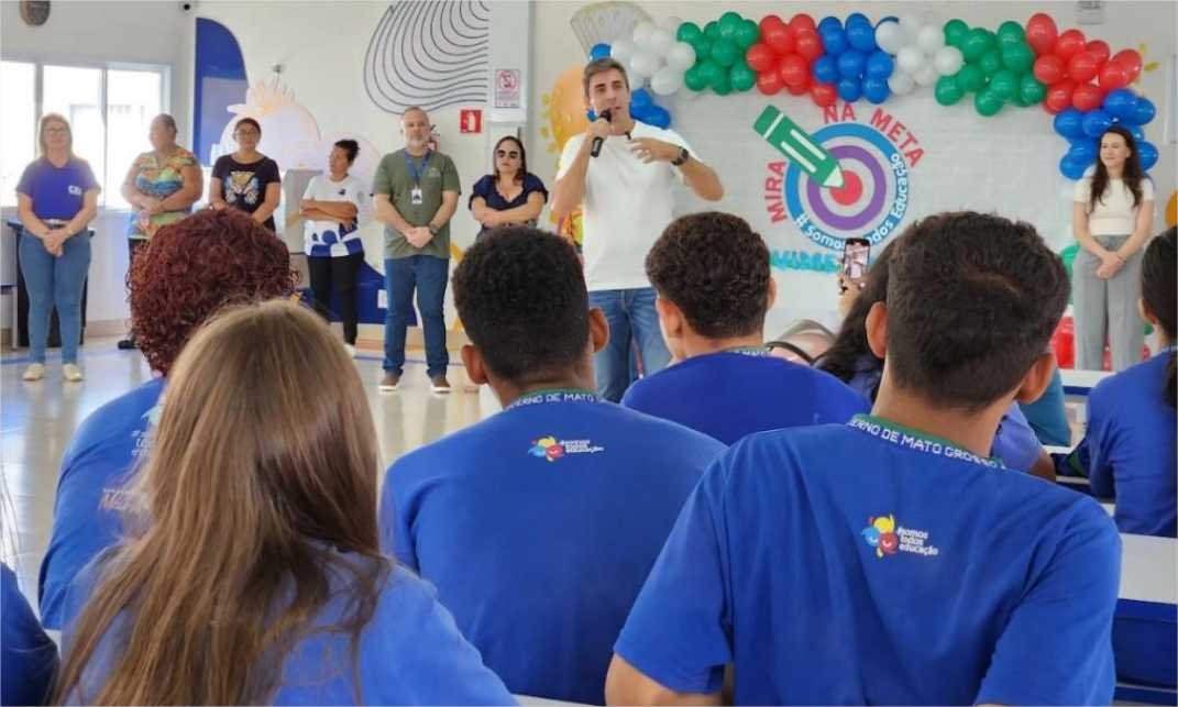 Seduc realiza 1ª ação do projeto Mira na Meta em torno de 100 estudantes na Capital