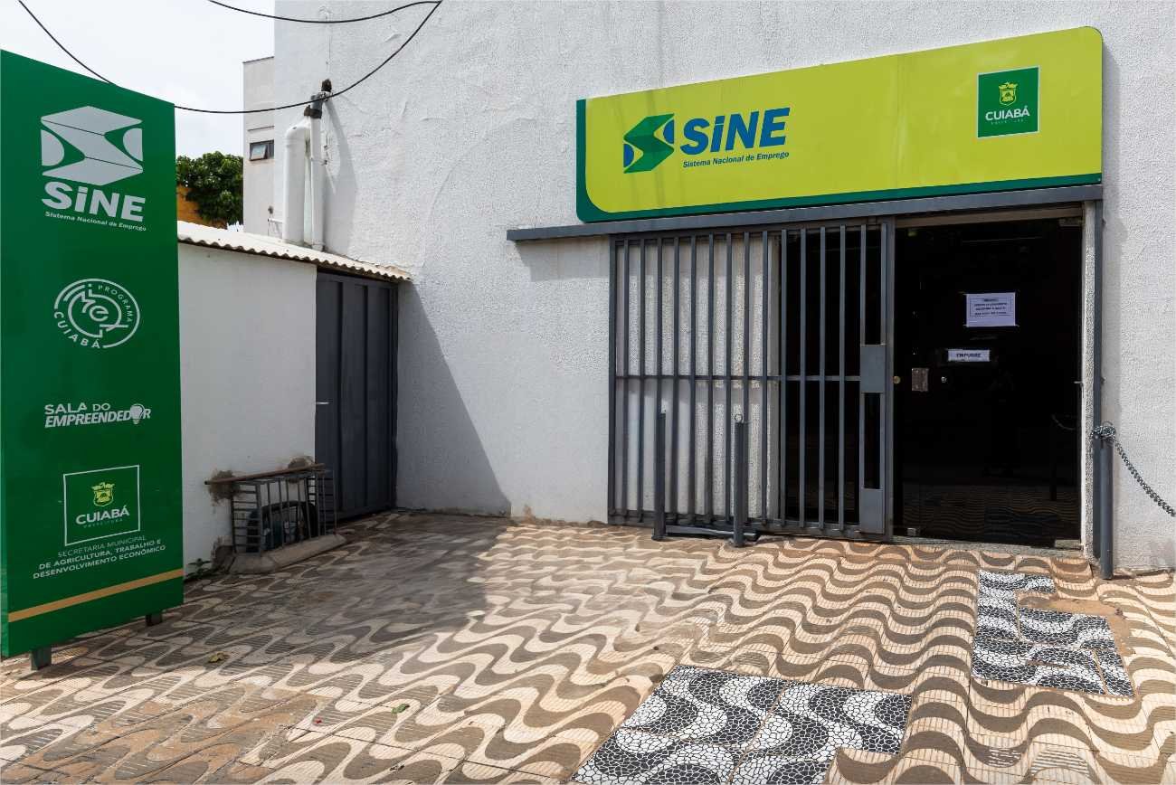 Sine tem vaga de motorista, recepcionista e outras 256; veja salários