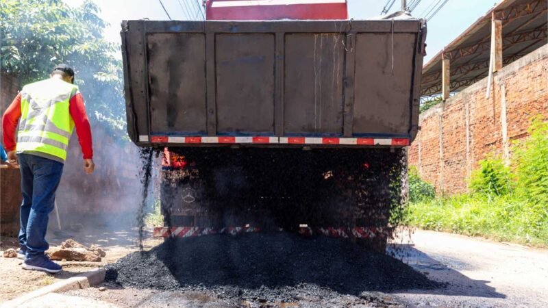 Onze pontos da capital são atendidos pela operação tapa-buraco