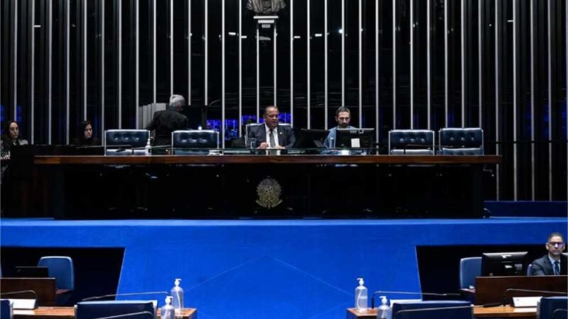 PEC do saneamento passa pela segunda sessão de discussão em Plenário