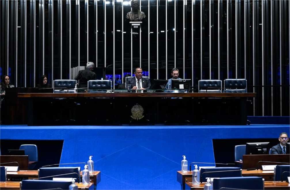 PEC do saneamento passa pela segunda sessão de discussão em Plenário