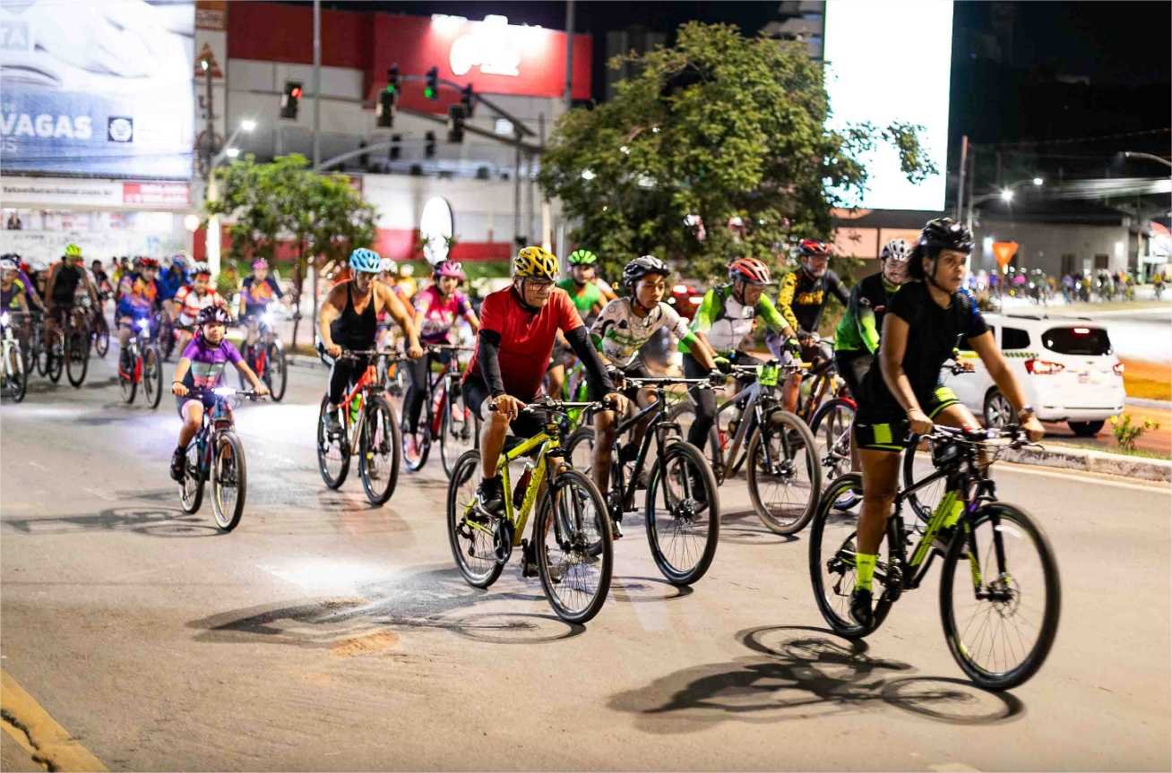 Pedal da Semob mobiliza 490 ciclistas em homenagem às mulheres