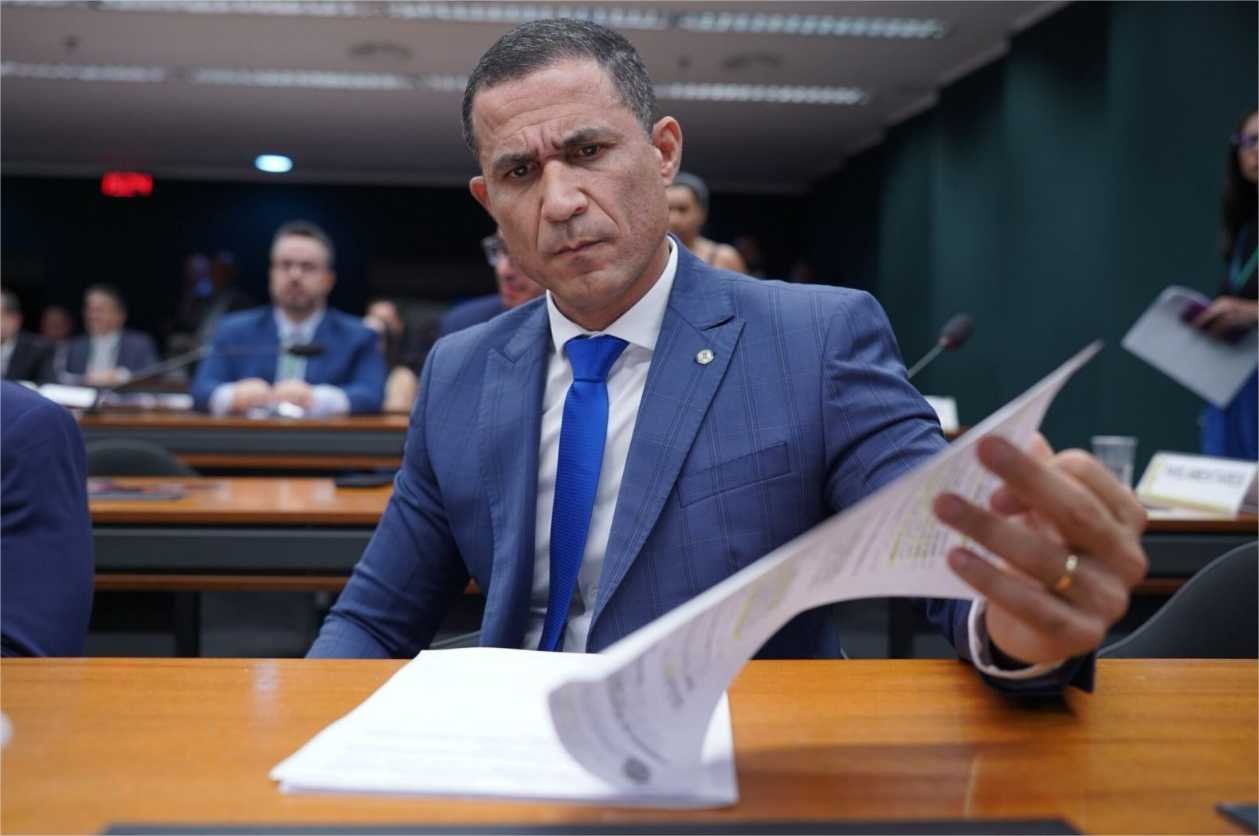 Assis repudia anúncio de zerar impostos de alimentos importados e defende produção brasileira