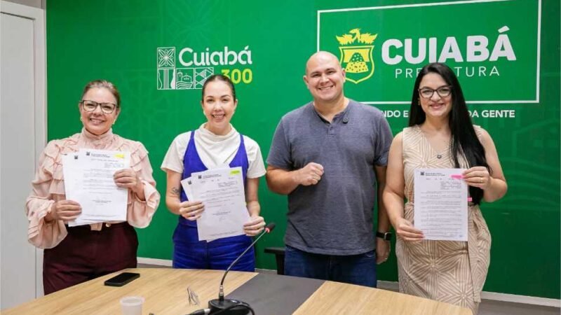 Abilio valoriza projetos importantes e sanciona 5 leis em ato com vereadoras