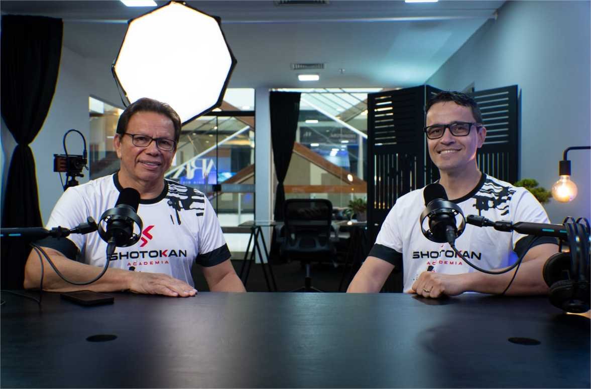 Podcast da Shotokan apresentado pelo faixa preta Elias Neto e pelo Sensei Rodrigo de Souza irá retratar diversos temas que envolvem a prática do karatê, lutas e artes marciais e tudo que as envolve.