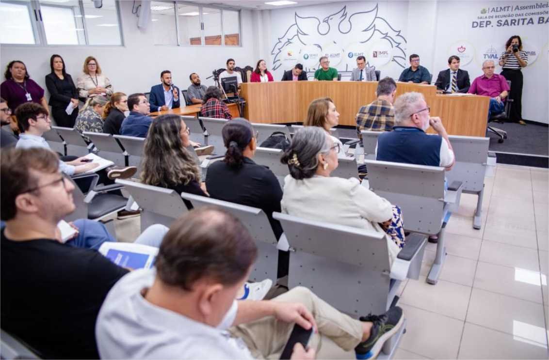 SES apresenta ações para enfrentamento às arboviroses em audiência na Assembleia Legislativa