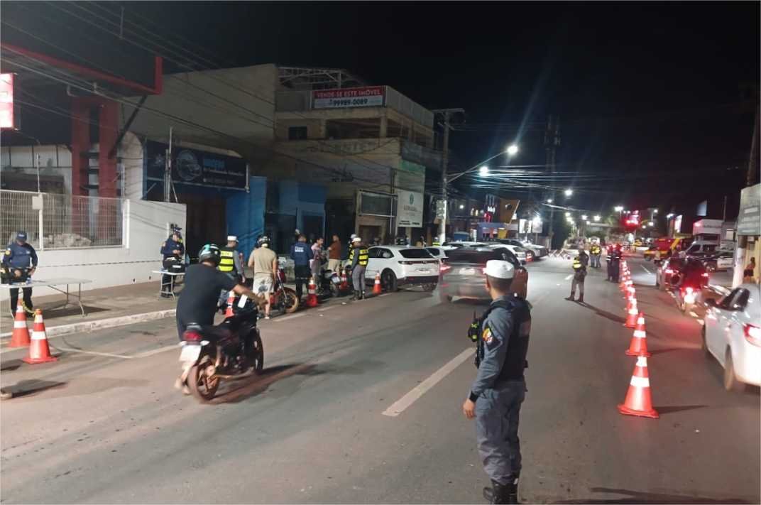 Operação Lei Seca prende sete condutores embriagados e remove 37 veículos