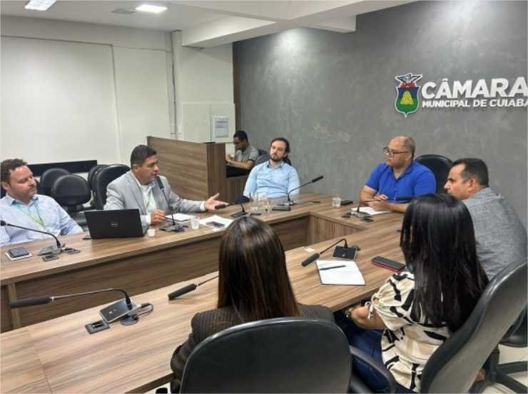 CPI da Câmara de Cuiabá recebe representantes da Energisa