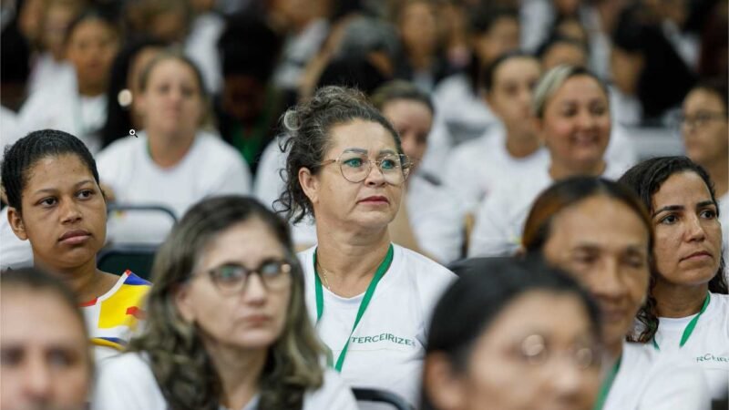 Prefeito exige diálogo direto entre cuidadores e pais de alunos com deficiência