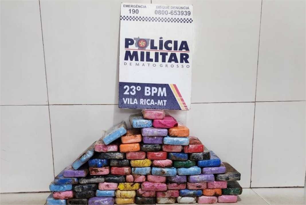 Polícia Militar e PRF apreendem 72 quilos de cocaína e causam prejuízo de R$ 1,5 milhão às facções criminosas