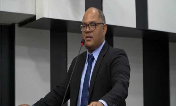 Vereador convida população para a Semana Municipal do Voleibol