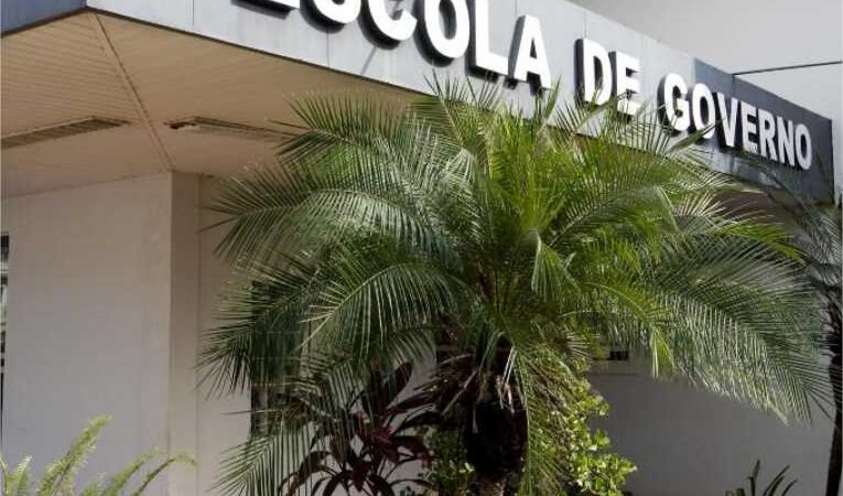 Escola de Governo está com inscrições abertas para capacitação em políticas públicas