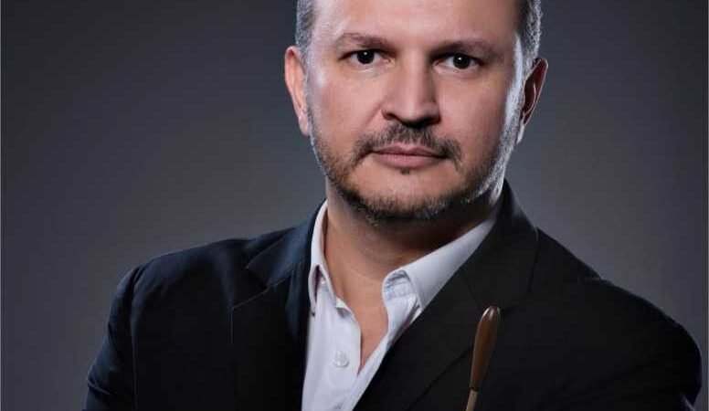 O Hino ficou no vestiário