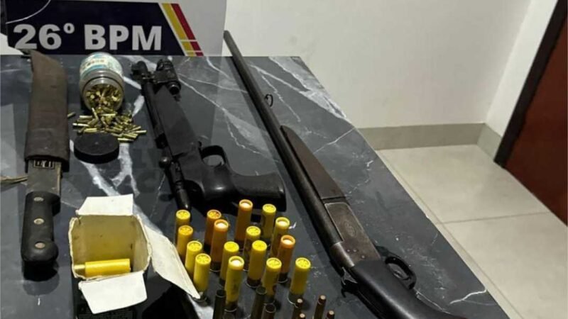 Homem é preso após ameaçar esposa e filhas com facão e armas de fogo em Nova Mutum