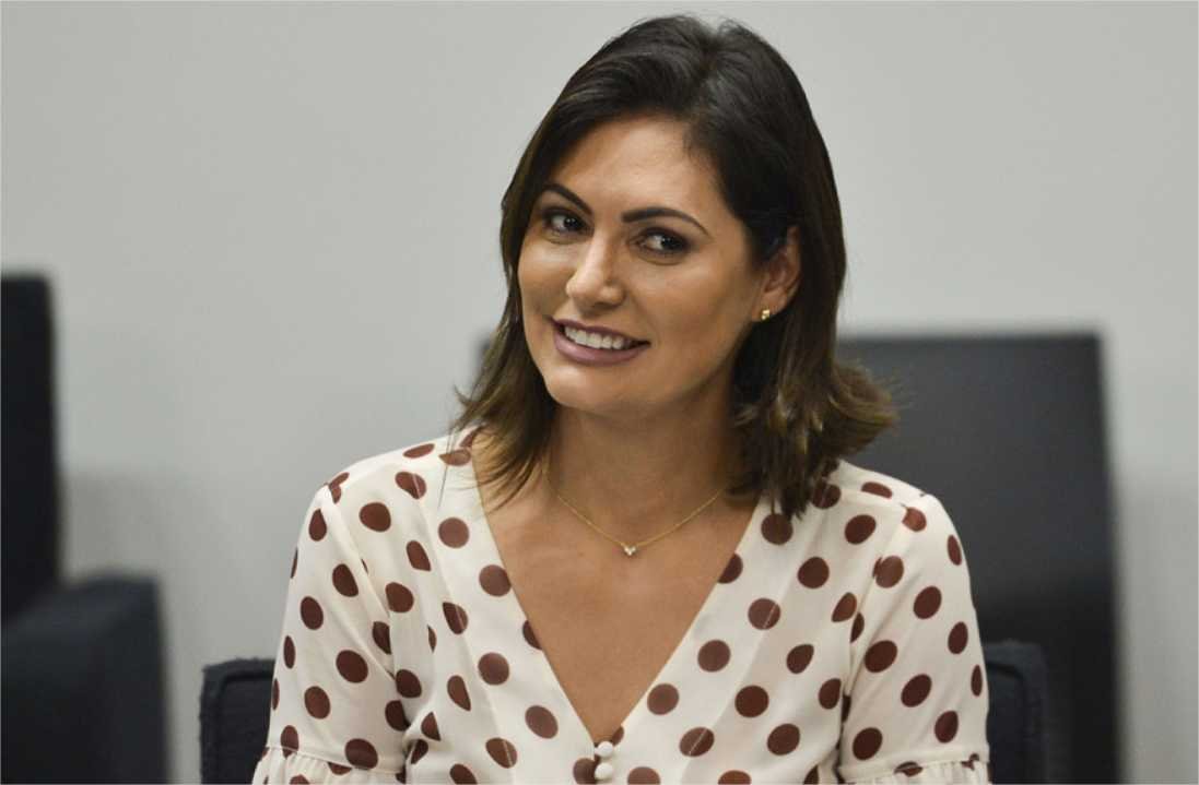 Lula tem empate técnico com Bolsonaro e vence 7 nomes da direita