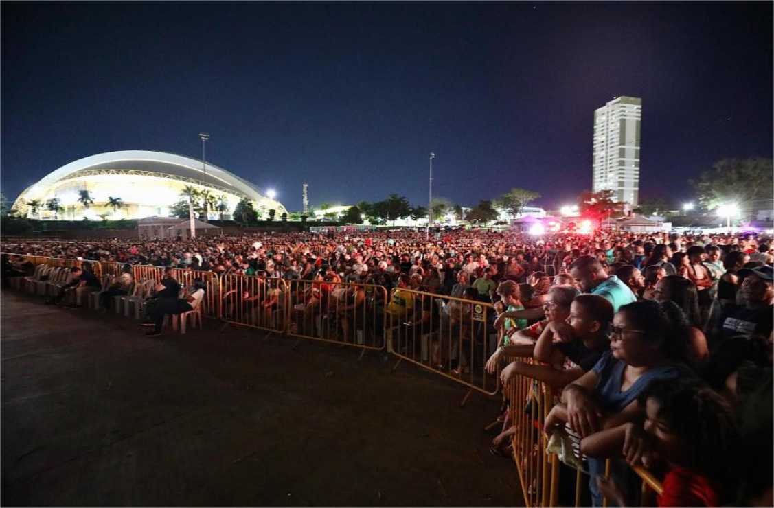 Mais de 80 mil pessoas assistem ao Auto da Paixão de Cristo e primeira-dama de MT agradece o público