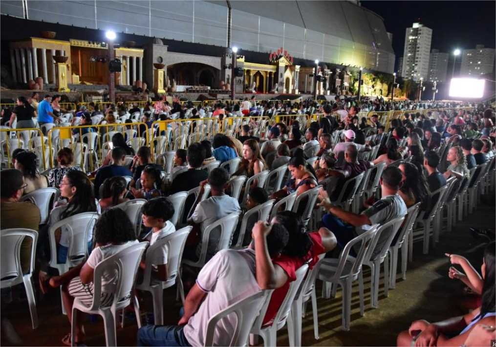 Auto da Paixão de Cristo reúne público recorde em seis dias de espetáculo