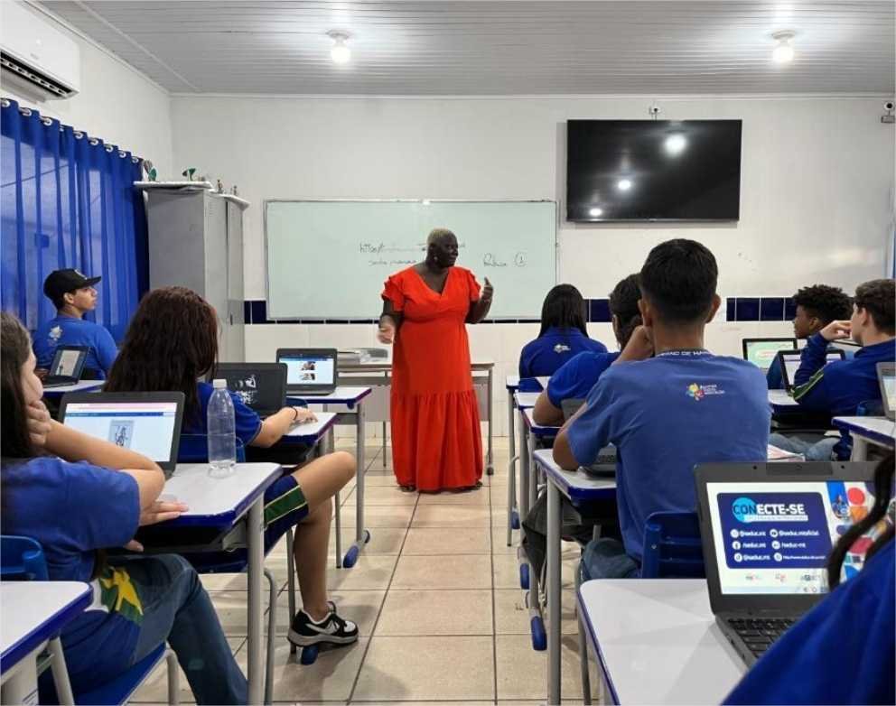 Pais e responsáveis devem atualizar cadastro escolar nas 628 escolas da Rede Estadual