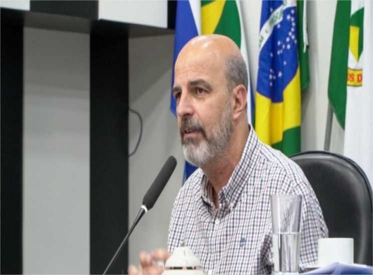 Secretário firma compromissos com a Educação inclusiva em audiência na Câmara de Cuiabá