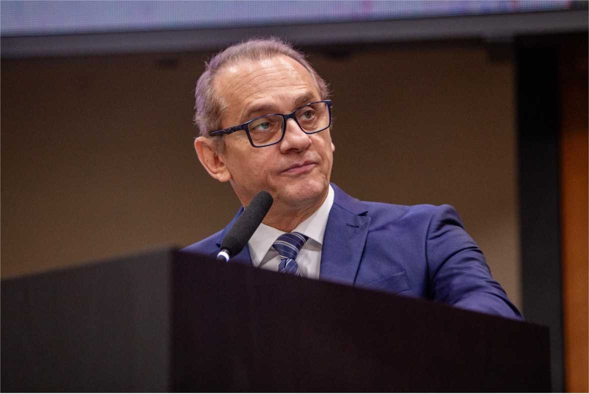 Wilson Santos rebate críticas ideológicas e defende ações do Governo Federal