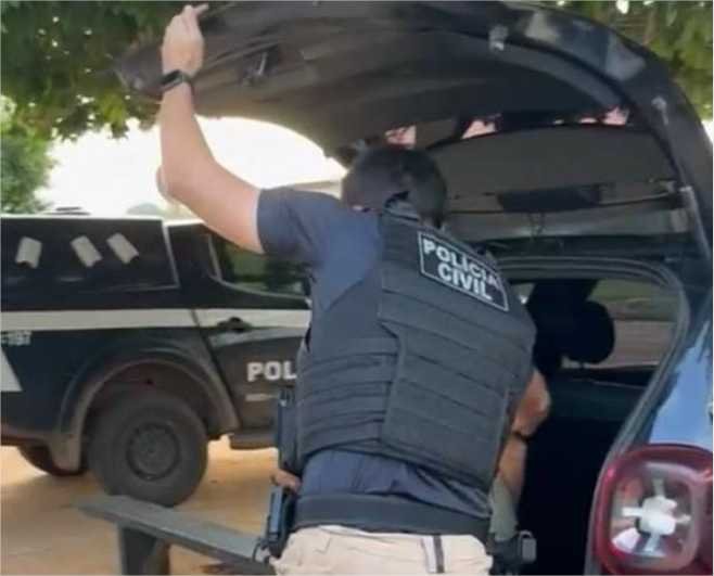 Foragido por morte de policial civil aposentado é preso pela Polícia Civil em balsa no Rio Teles Pires