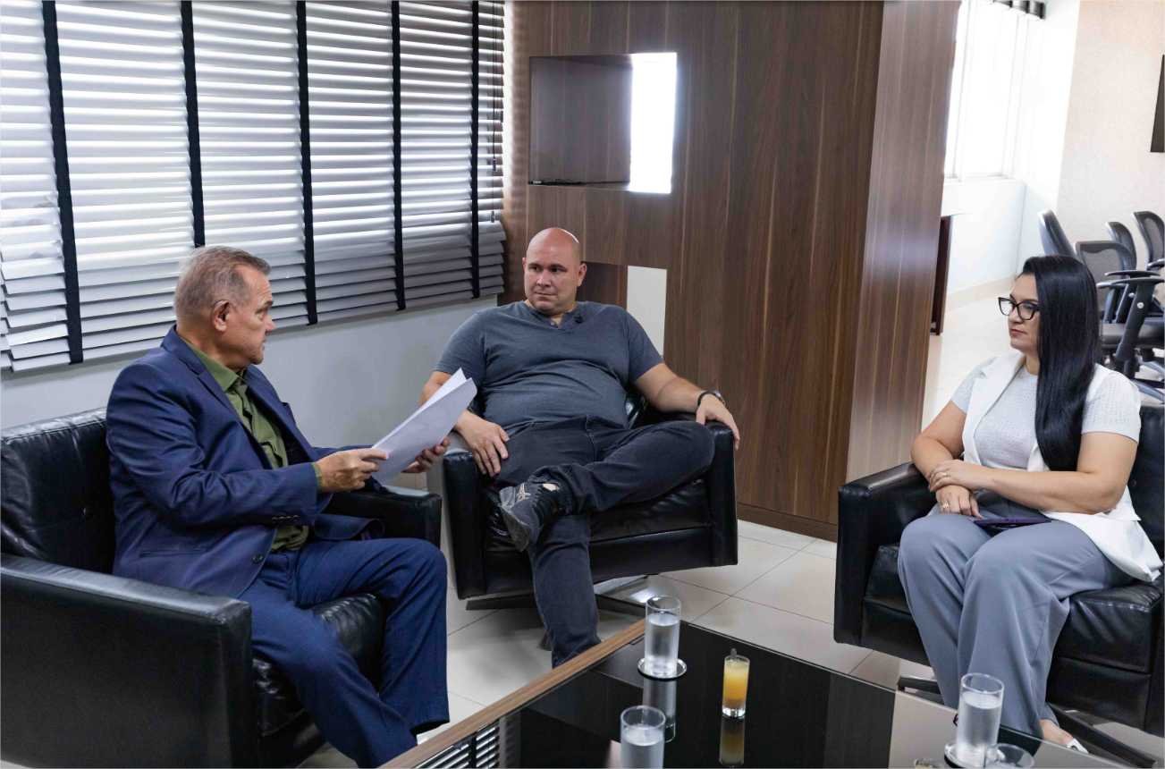 Inspirado em Cuiabá, senador propõe verba do Fundeb para abrir escolas nos finais de semana