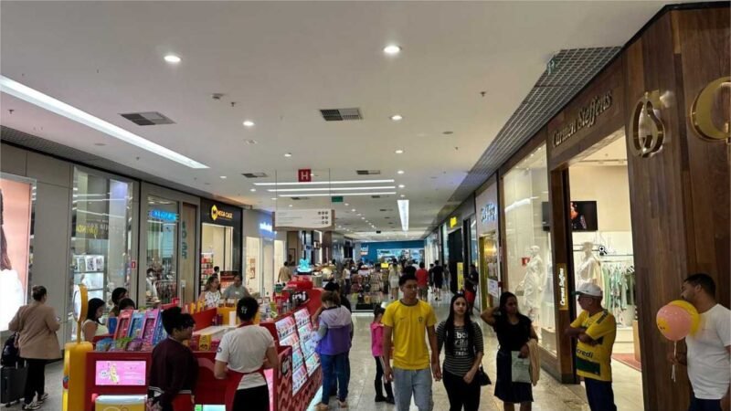Mais de 30% dos consumidores devem fazer compras do Dia das Mães em shoppings