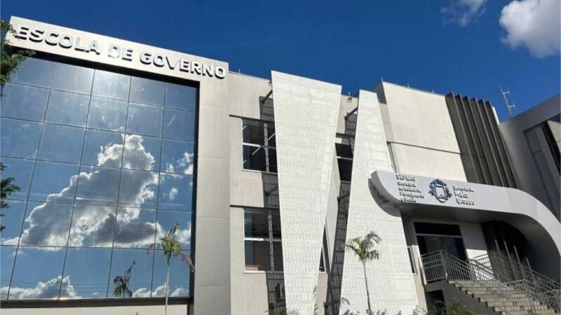 Escola de Governo oferece curso sobre gestão e fiscalização de contratos