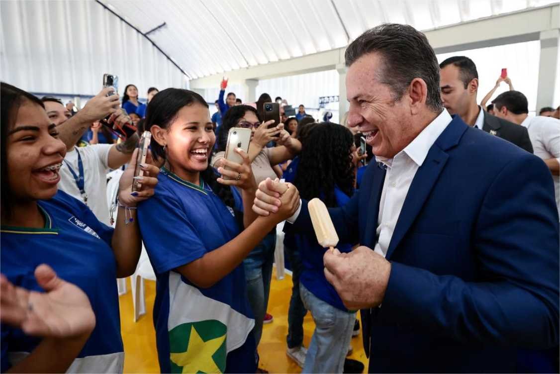 Meta do governador é finalizar 2026 com 30 colégios de alto padrão