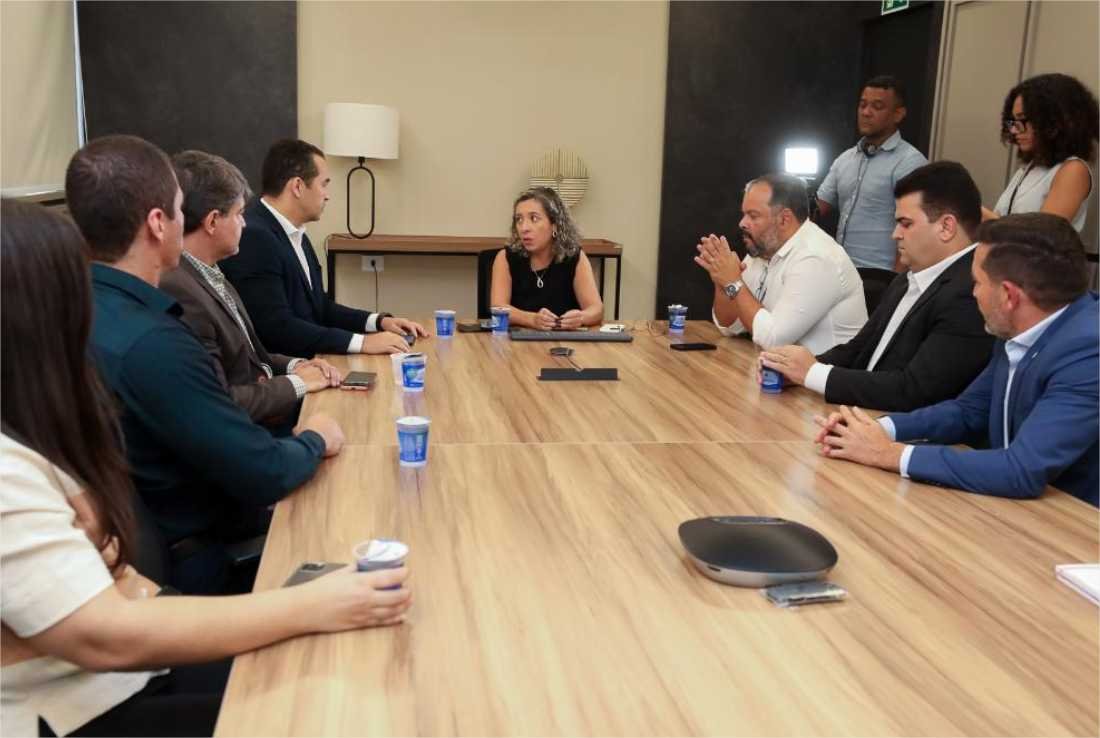 Força-tarefa faz primeira reunião e começa a atuar: contratos serão analisados pelo Procon