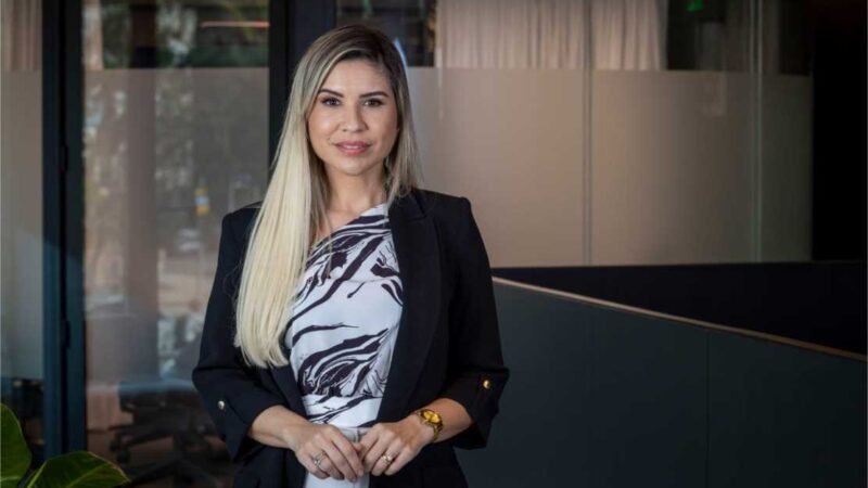 Metade do ano, hora da revisão:  como reorganizar suas finanças e alcançar suas metas em 2025