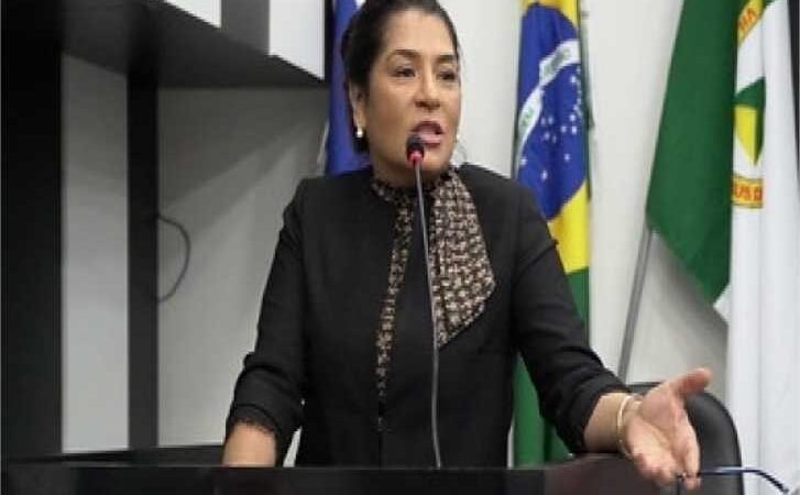 Proteção à Infância: Abilio sanciona lei que proíbe exposição de crianças em semáforos e vias públicas em Cuiabá