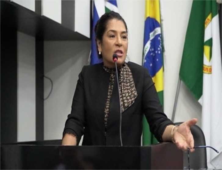 Proteção à Infância: Abilio sanciona lei que proíbe exposição de crianças em semáforos e vias públicas em Cuiabá