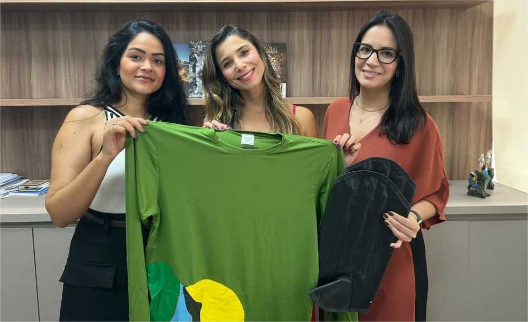Prefeituras recebem kits para padronizar guias de turismo