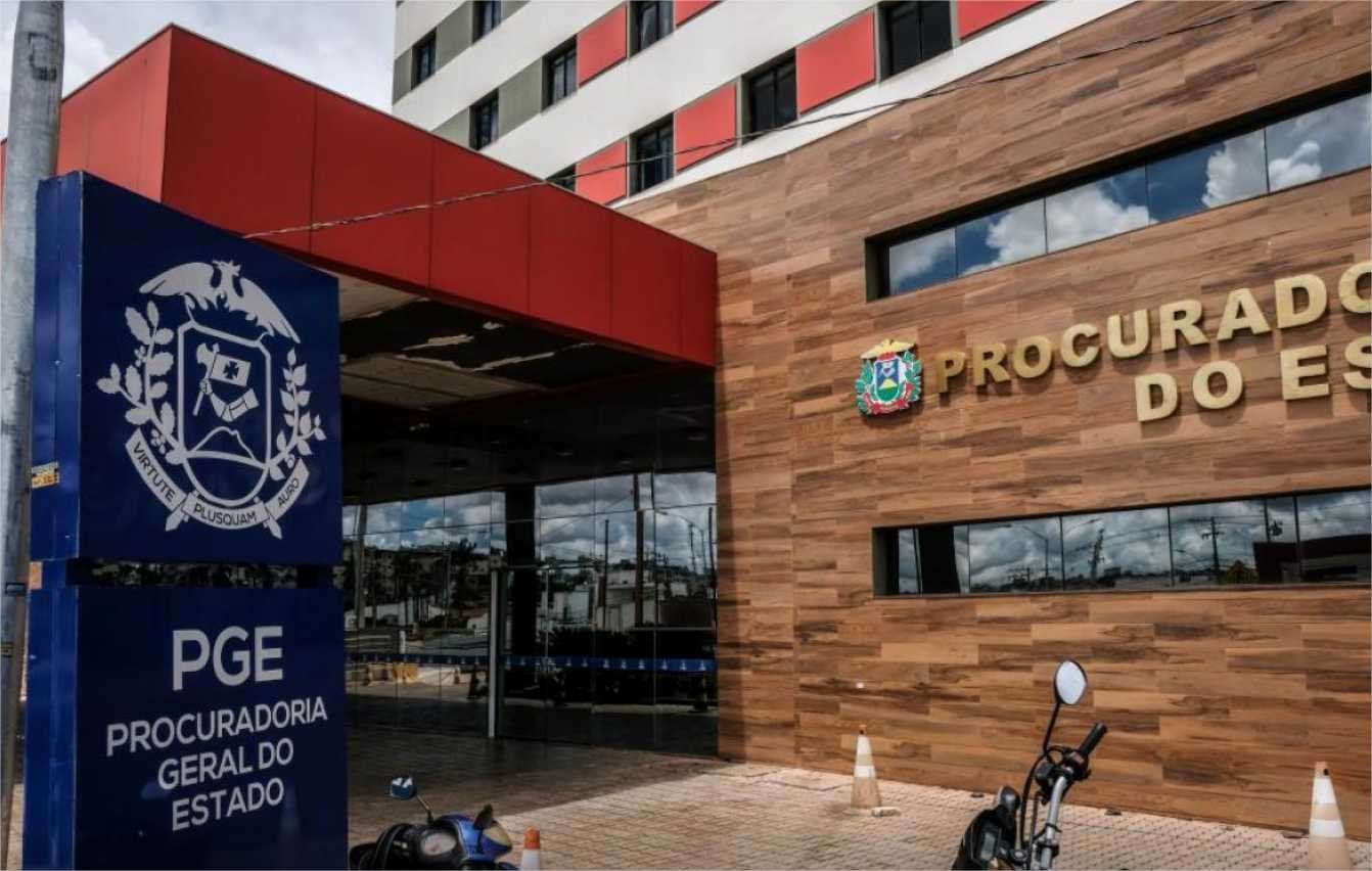 Governador autoriza concurso para 15 novos procuradores com salários de até R$ 44 mil