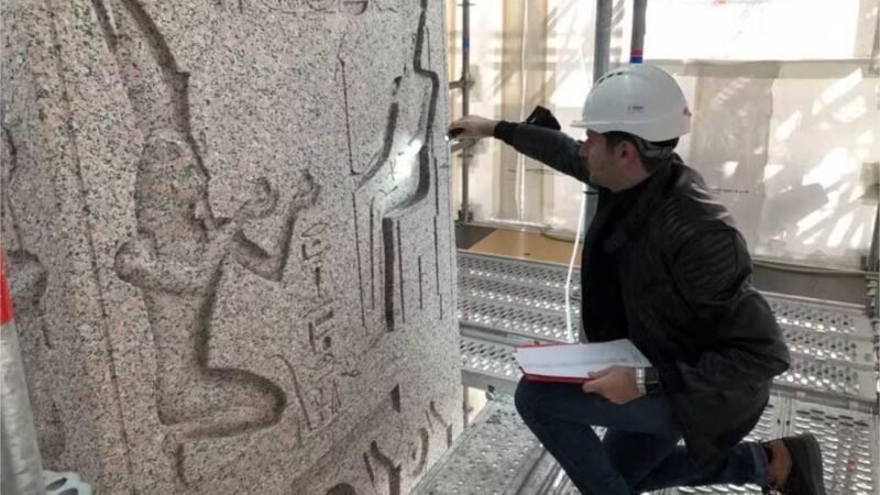 Mensagem secreta é encontrada em obelisco egípcio levado a Paris; imagens