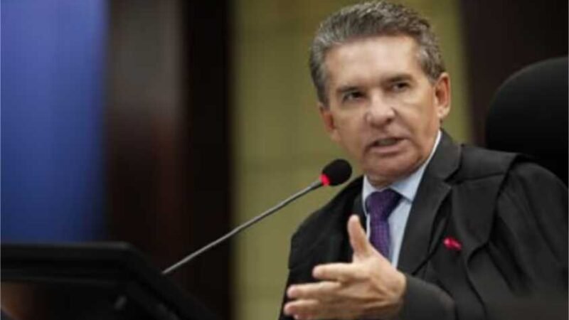 Presidente do TCE alerta sobre suposto uso de inteligência artificial para fabricar multas em Cuiabá