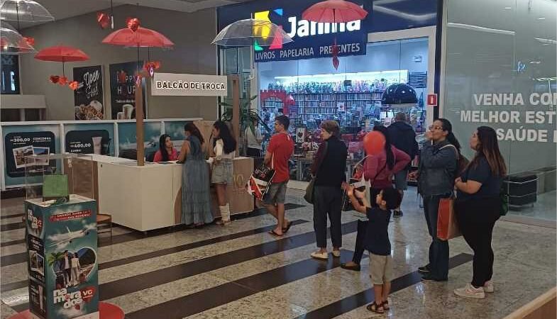 Viagem, perfume ou mimo com afeto? Dicas para acertar no presente de Dia dos Namorados