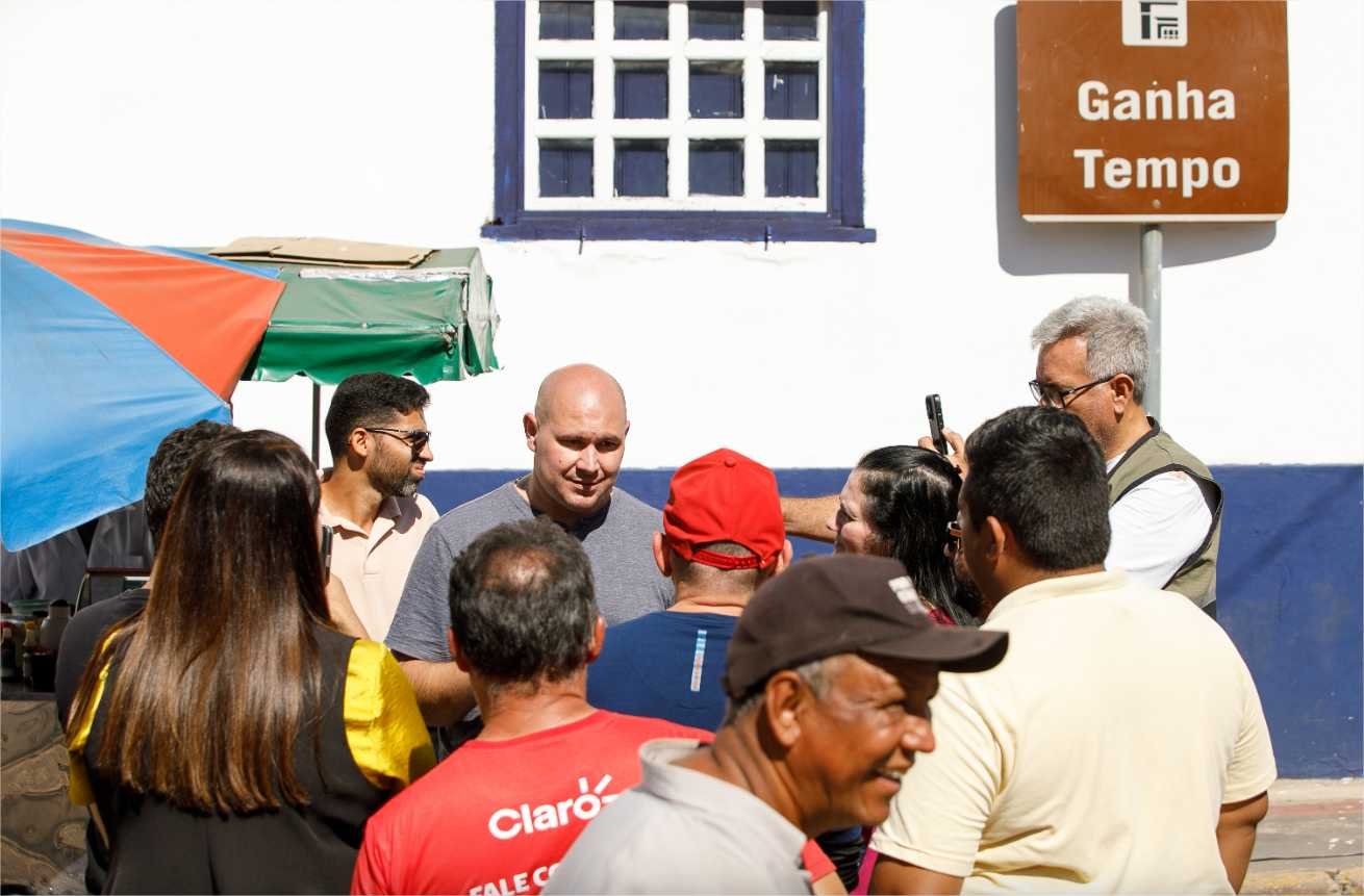 Via em frente ao Ganha Tempo é incluída na realocação dos comerciantes ambulantes
